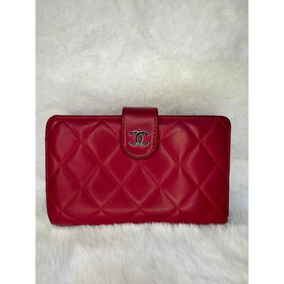 Chanel Quilted Flap Wallet Red - Picture 1 of 8